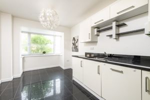 Kitchen/Diner- click for photo gallery